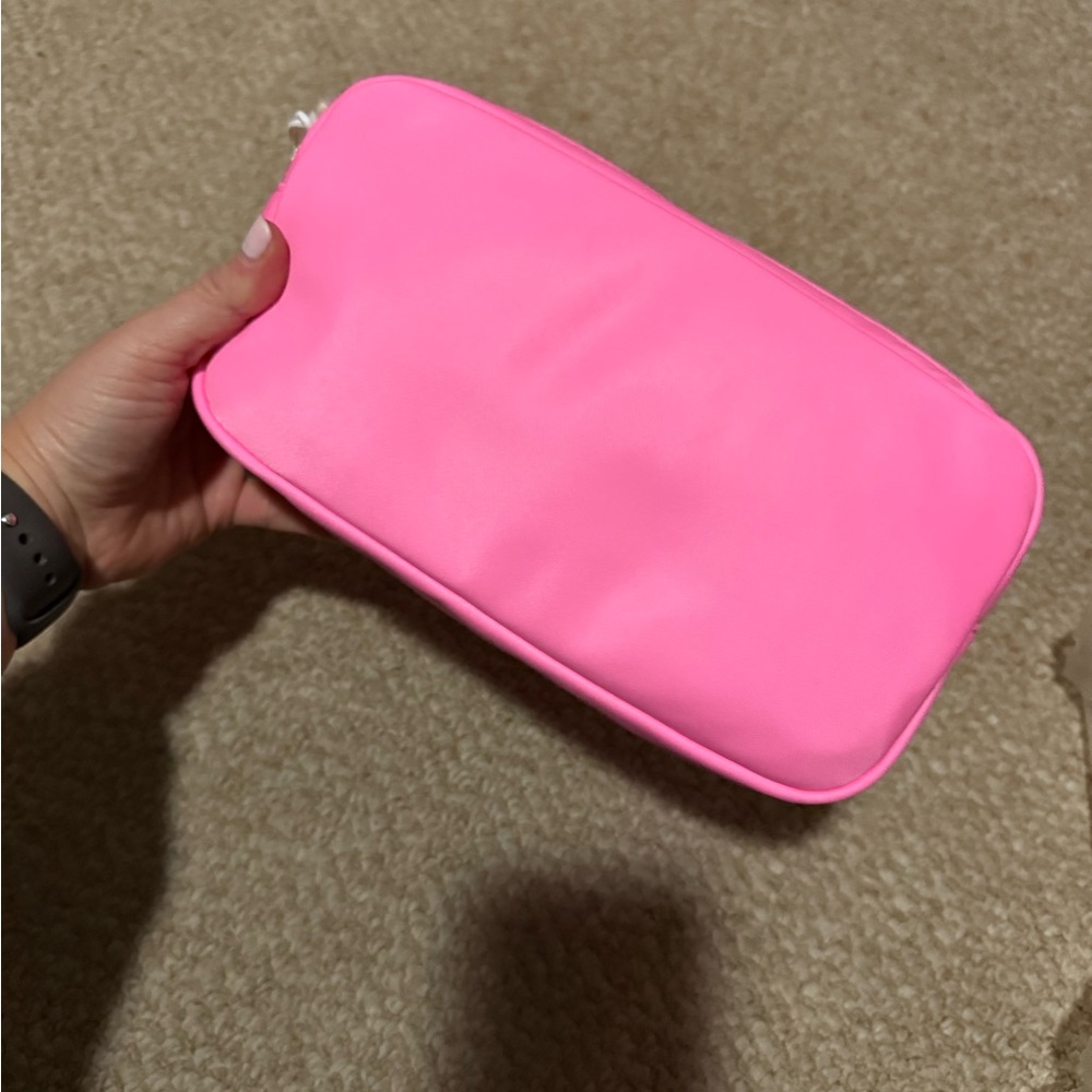 Stone Clover Lane Small Pouch